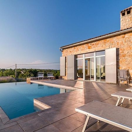 Tenuta Paljari Vižinada المظهر الخارجي الصورة